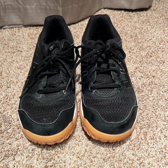 ASICS volleyball shoe - Picture 2 of 7